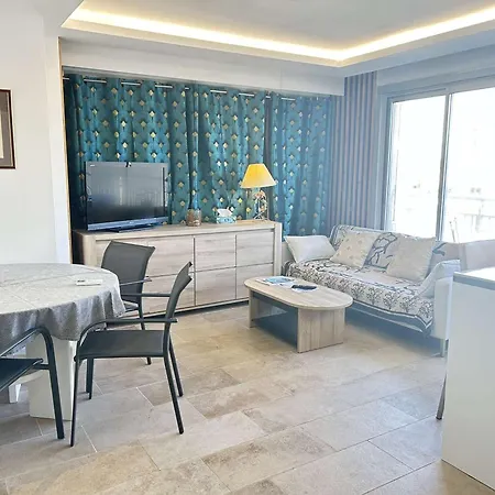 Maxime : 3 Pieces Climatise Avec Parking Face Au Port - Fr-1-226-564 Apartment Sainte-Maxime